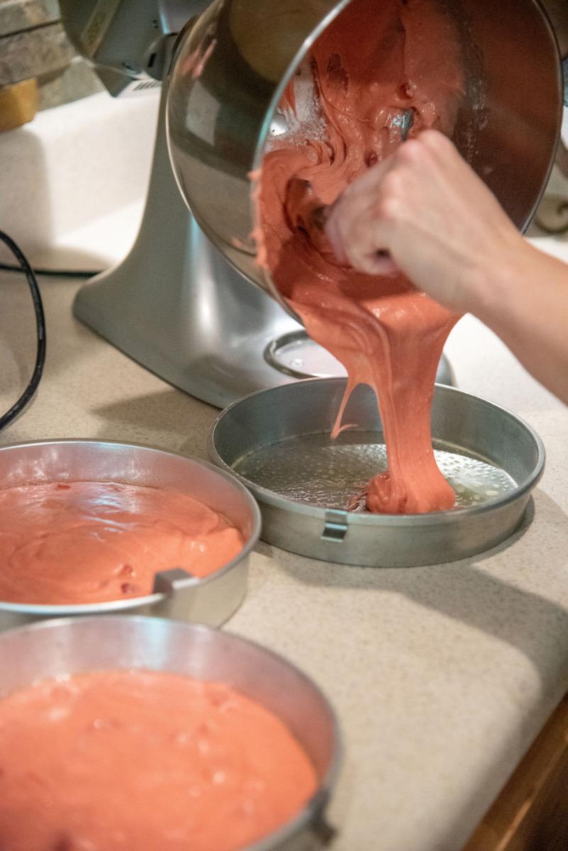 Strawberry Buttercream Cake 